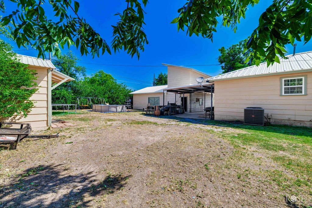 Image 27 of property listing at 2704 Waco Street, San Angelo, TX 76901