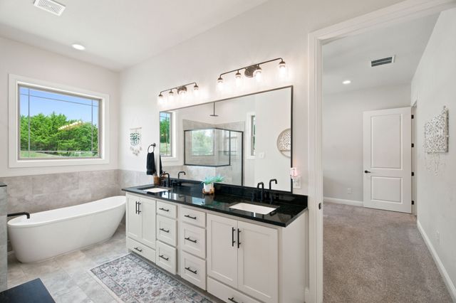 104 Grant Alan, Weatherford, TX 76085
