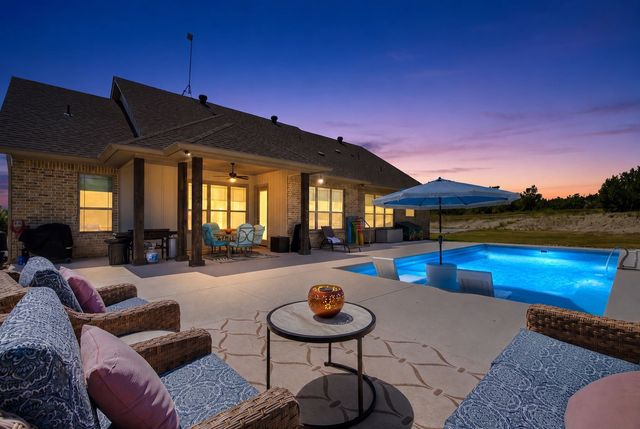 104 Grant Alan, Weatherford, TX 76085