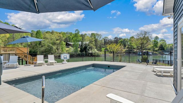 200 Sweetwater Bay DR, Penhook, VA 24137