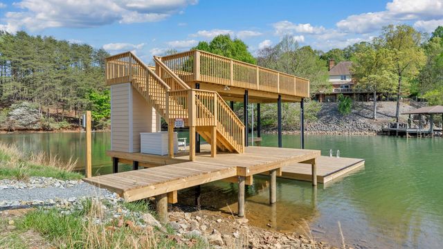 200 Sweetwater Bay DR, Penhook, VA 24137