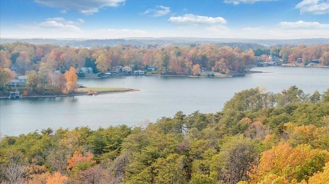 200 Sweetwater Bay DR, Penhook, VA 24137