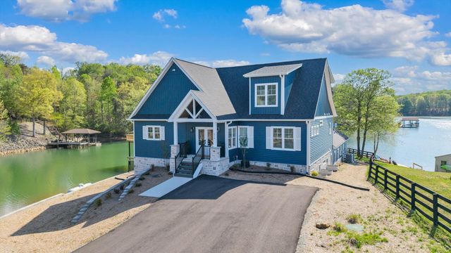 200 Sweetwater Bay DR, Penhook, VA 24137