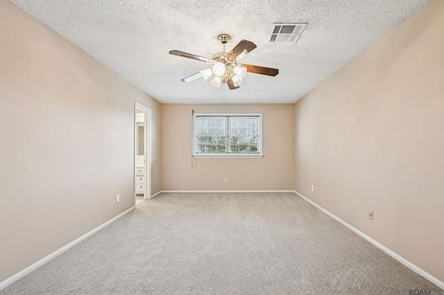 4425 Elmwood Parkway, Metairie, LA 70003