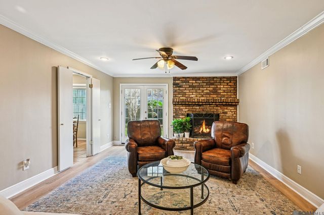 4425 Elmwood Parkway, Metairie, LA 70003