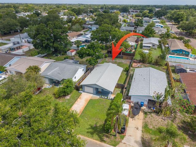 5621 16TH AVENUE N, St Petersburg, FL 33710