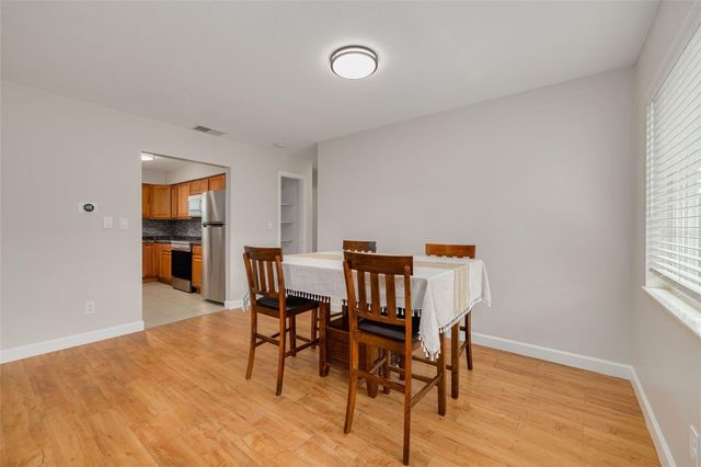 5621 16TH AVENUE N, St Petersburg, FL 33710