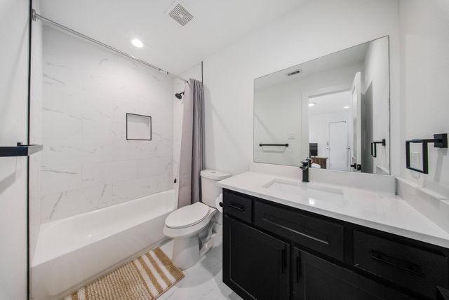 9 Super Street, Houston, TX 77011