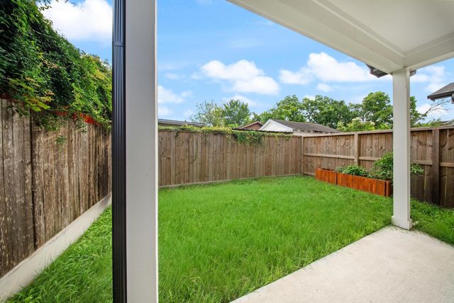 9 Super Street, Houston, TX 77011