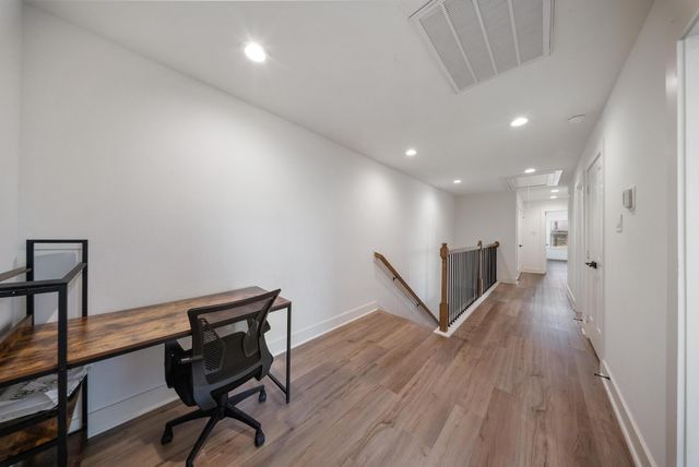 9 Super Street, Houston, TX 77011