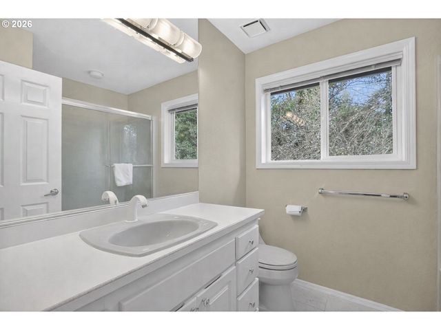 14595 SHERBROOK Pl, Lake Oswego, OR 97035