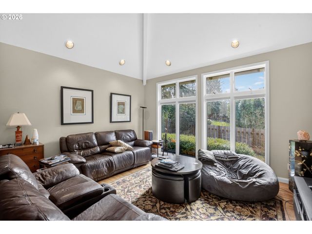 14595 SHERBROOK Pl, Lake Oswego, OR 97035