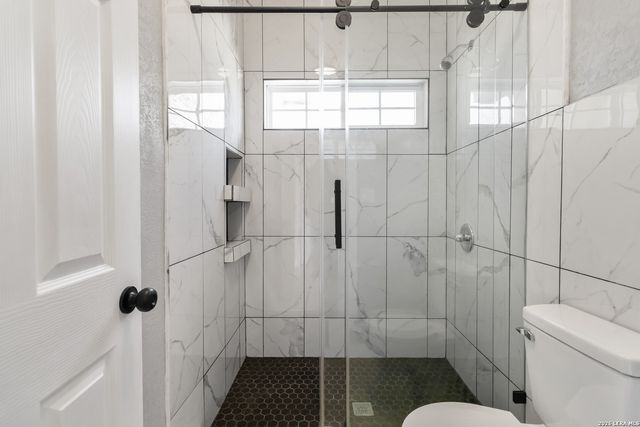 3938 New Mathis, Elmendorf, TX 78112