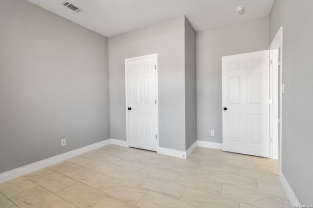 3938 New Mathis, Elmendorf, TX 78112