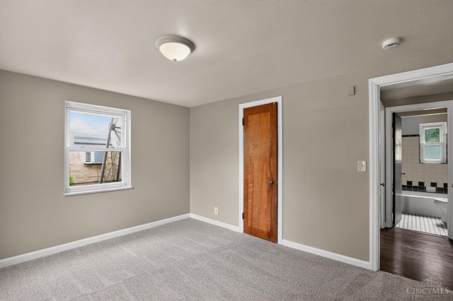 8243 Daly Road, Cincinnati, OH 45231