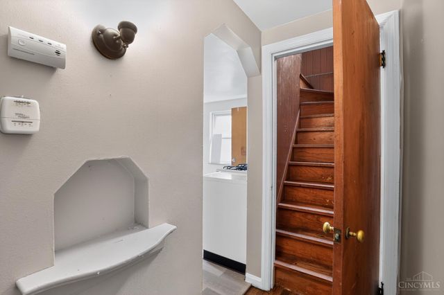 8243 Daly Road, Cincinnati, OH 45231