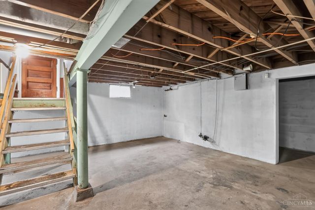 8243 Daly Road, Cincinnati, OH 45231
