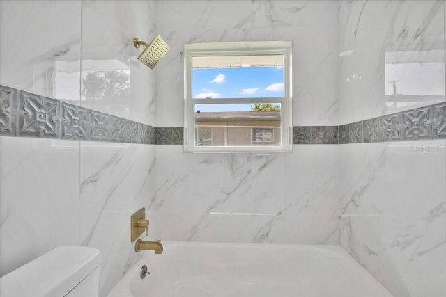 1925 JOHN ARTHUR WAY, Lakeland, FL 33803