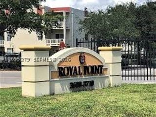 3710 NW 21st St 109, Lauderdale Lakes, FL 33311