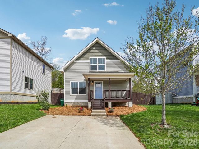 17 Yarrow Meadow Road, Weaverville, NC 28787