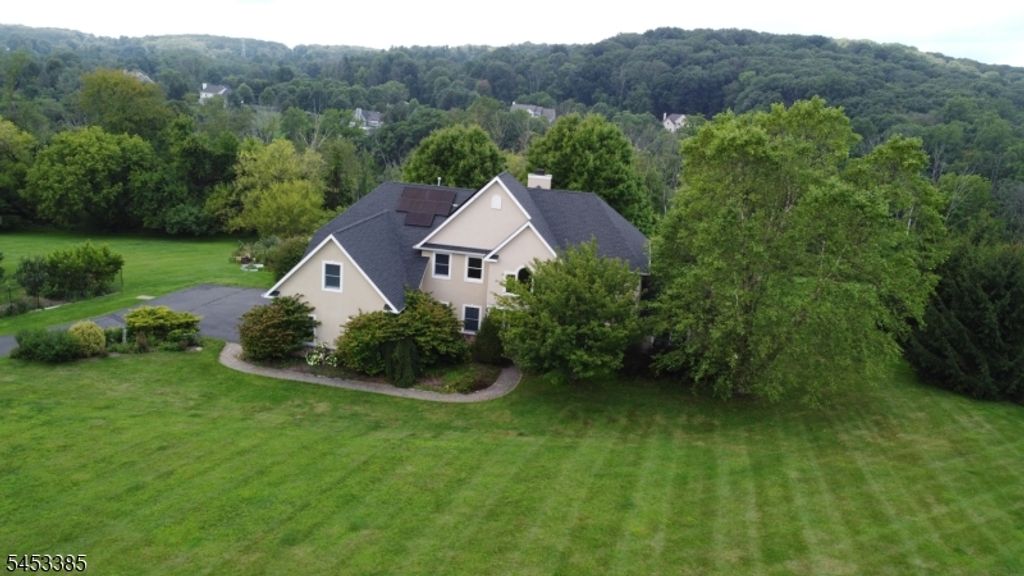 199 County Road 517, Tewksbury Twp., NJ 07830 — exterior