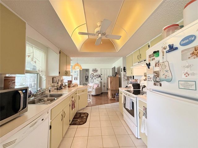 22506 GLEN AVENUE, Punta Gorda, FL 33980