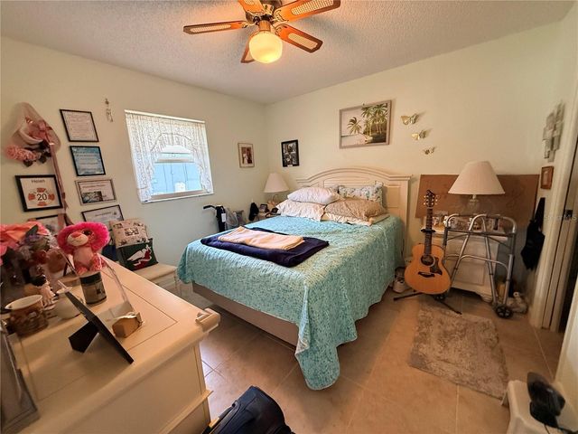 22506 GLEN AVENUE, Punta Gorda, FL 33980