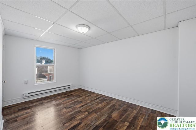 527 North Elliger Street, Allentown City, PA 18102
