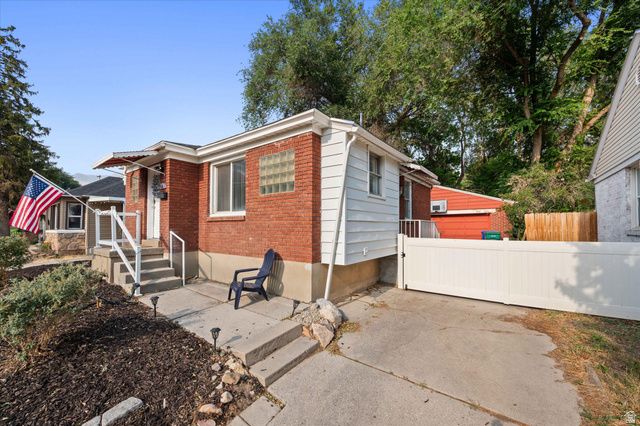 2216 S POLK AVE, Ogden, UT 84401