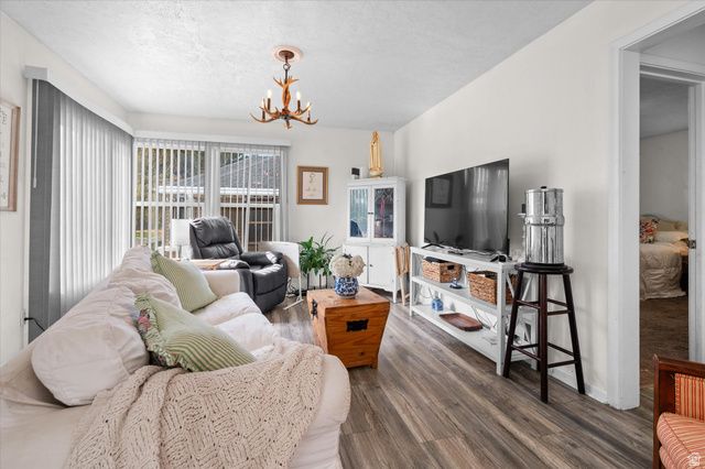 2216 S POLK AVE, Ogden, UT 84401