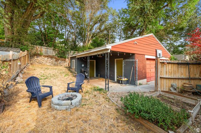 2216 S POLK AVE, Ogden, UT 84401