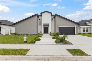 13819 N 34th Lane N, Mcallen, TX 78504