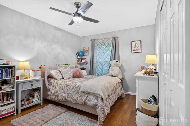 2 Monroe Court, Plainsboro, NJ 08536