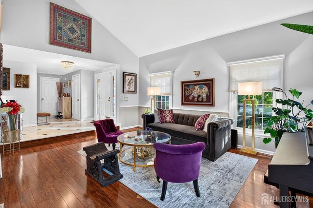2 Monroe Court, Plainsboro, NJ 08536