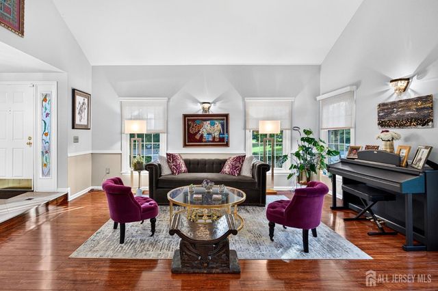 2 Monroe Court, Plainsboro, NJ 08536