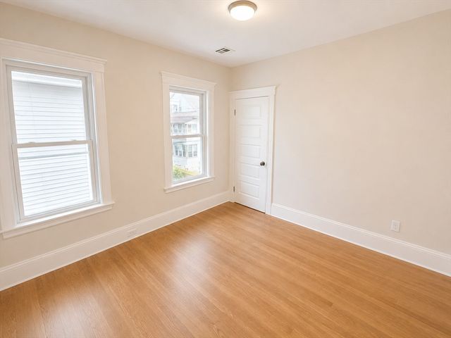 9 Bradford Ave 2, Medford, MA 02155