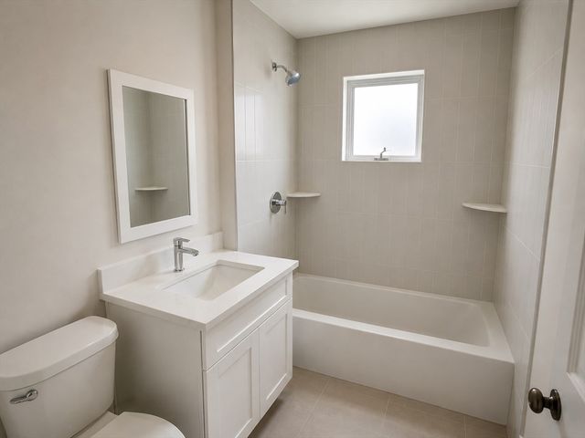 9 Bradford Ave 2, Medford, MA 02155