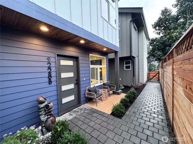 9228 B 22nd Avenue SW, Seattle, WA 98106