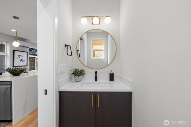 9228 B 22nd Avenue SW, Seattle, WA 98106