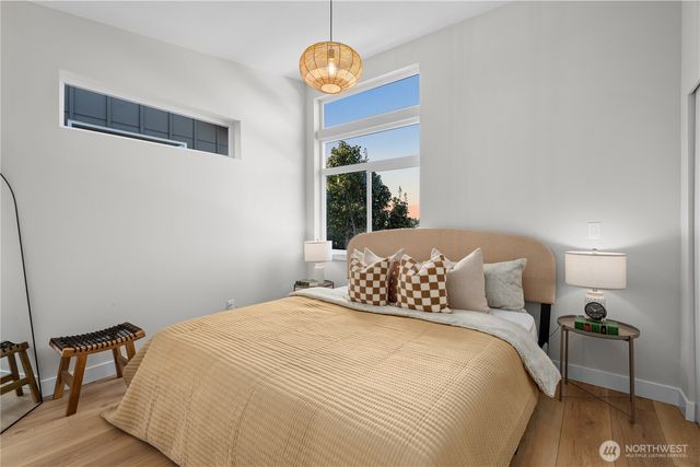 9228 B 22nd Avenue SW, Seattle, WA 98106