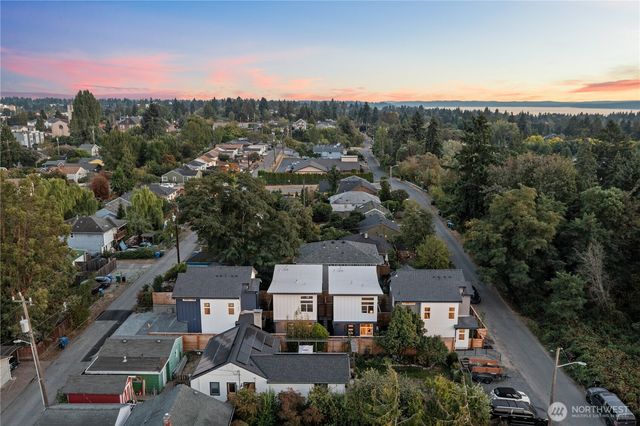 9228 B 22nd Avenue SW, Seattle, WA 98106