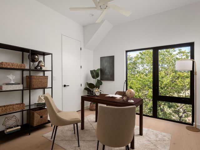 2301 East 2nd ST 1, Austin, TX 78702