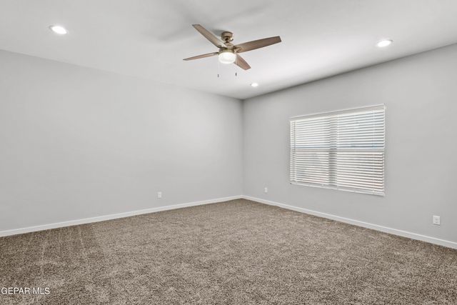 12801 Middlesbrough Avenue, El Paso, TX 79928