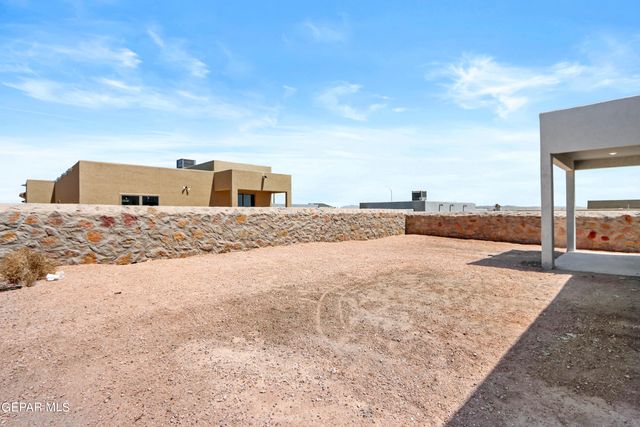 12801 Middlesbrough Avenue, El Paso, TX 79928