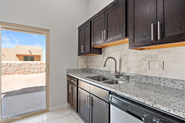 12801 Middlesbrough Avenue, El Paso, TX 79928