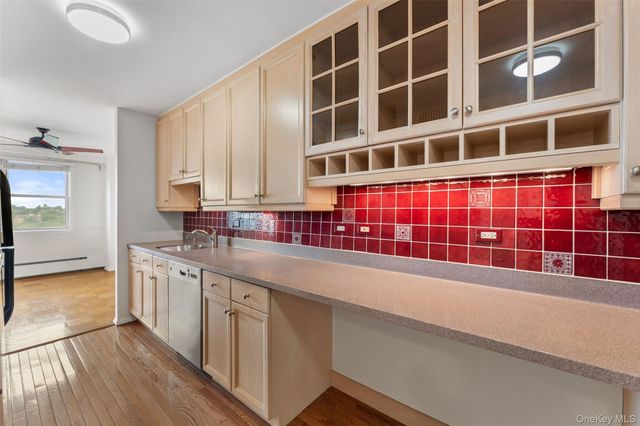 615 Palmer Road 806, Yonkers, NY 10701