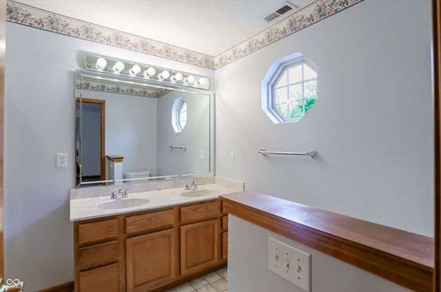 10714 Stable Drive, Indianapolis, IN 46239