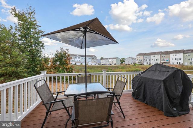 206 LANDING DR, Fredericksburg, VA 22405
