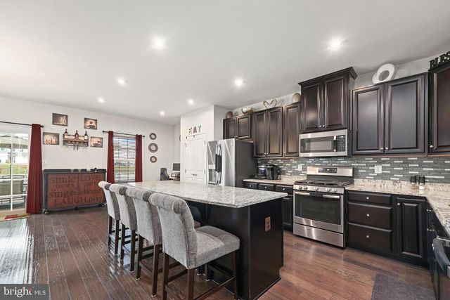 206 LANDING DR, Fredericksburg, VA 22405