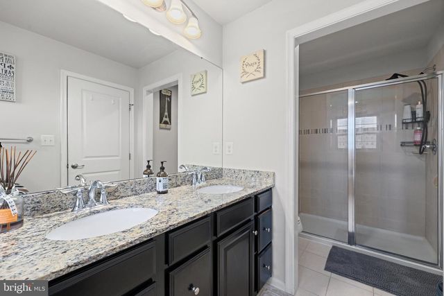 206 LANDING DR, Fredericksburg, VA 22405